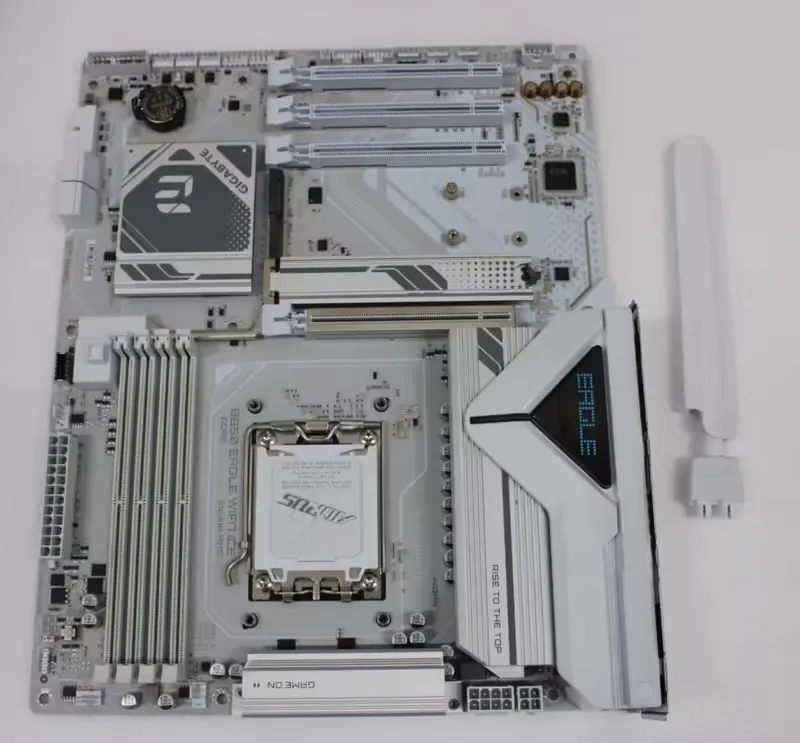 Gigabyte B850 Eagle WF7 ICE